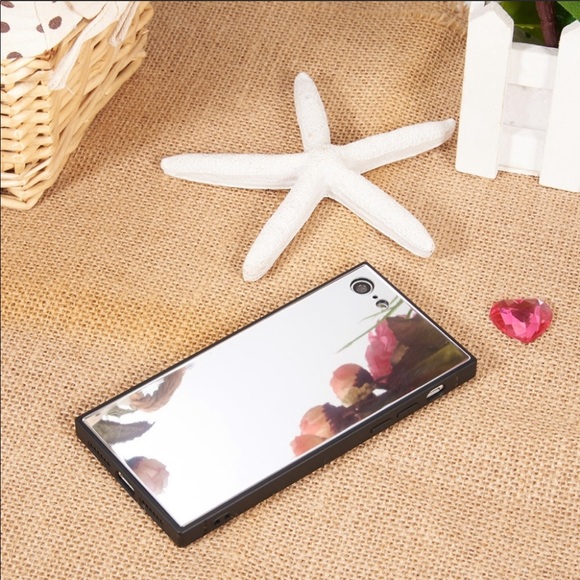 Mirror Chrome Square Case for iPhone 7/8 Plus - Picture 3 of 7